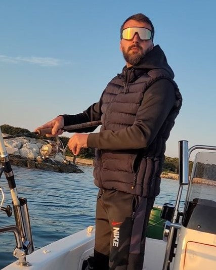 Saltwater mask style sunglasses for sport fishing and boating