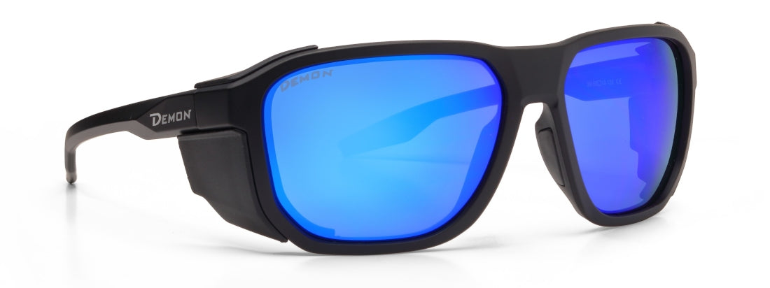 Sport fishing frame with lateral light protection parts ALTAVIA model