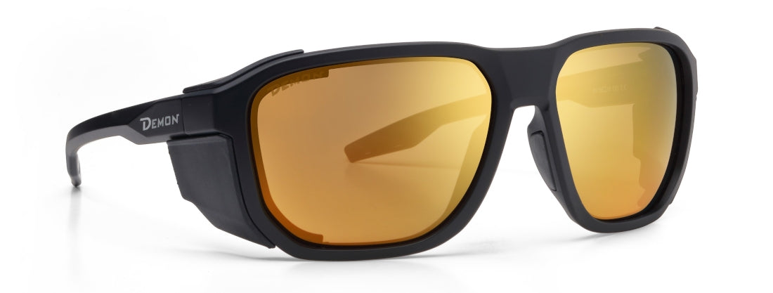 Sport Prescription Frame with Lateral Light Protection
