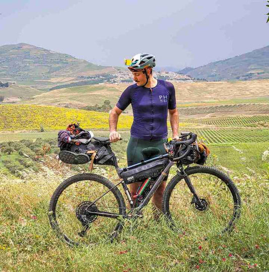 Cycle tourism: Equipment for the Via Francigena