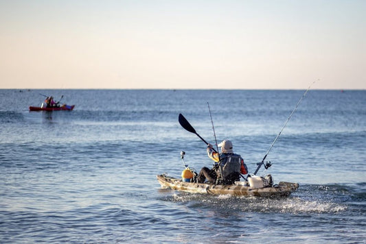 Kayak Fishing: Complete Guide to Techniques, Equipment and Target Species