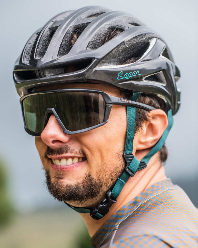 cycling and mtb glasses photochromic lenses from category 0 to 3