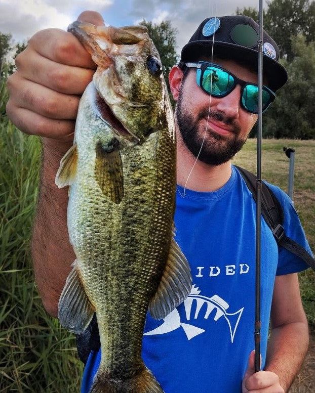 Gafas deportivas de pesca con lentes de espejo polarizadas, modelo Xlite J, para agua dulce.
