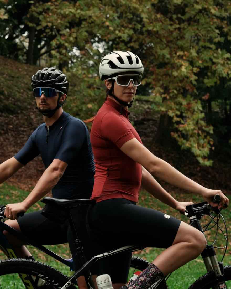 men and women cycling glasses for gravel and mtb photochromic gravel model