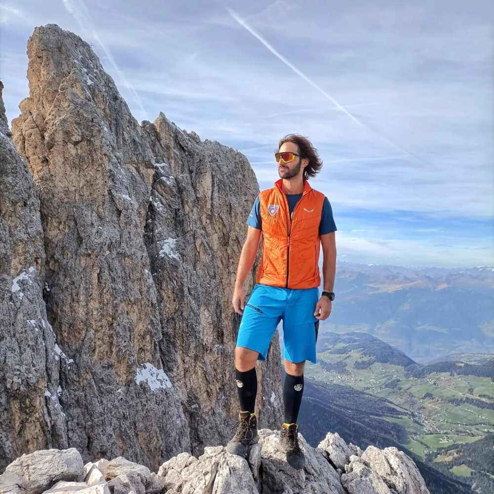 photochromic glasses for hiking and mountaineering mirrored lens gravel model