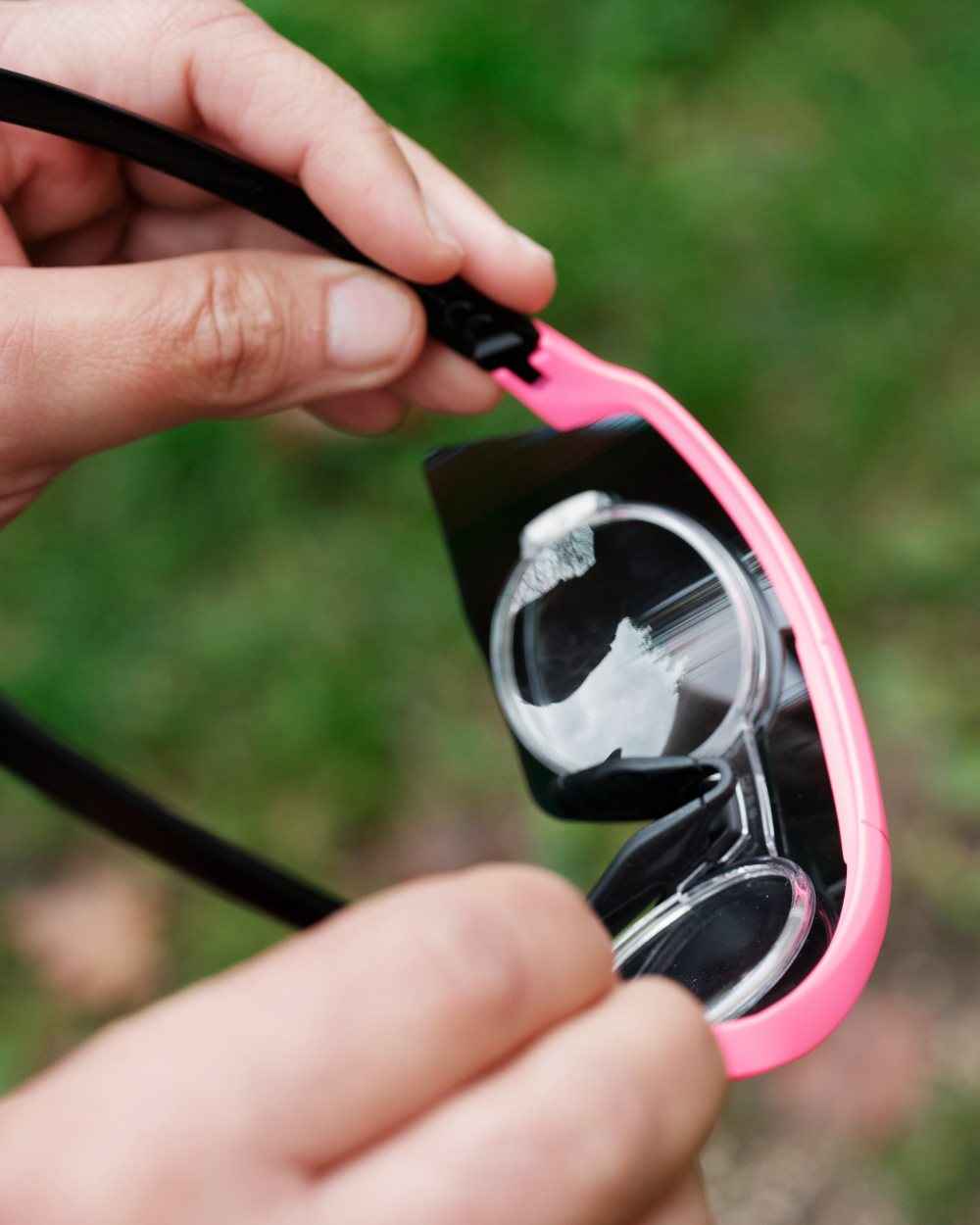 prescription cycling glasses mirrored lens roubaix model fuchsia color