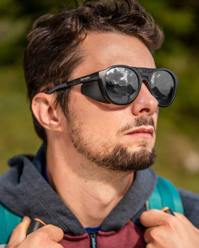 retro look mountaineering glasses with category 4 polarized lenses alaska model for men