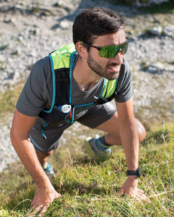 Gafas de trail running con lentes espejadas, modelo ultraligero super pluma 2