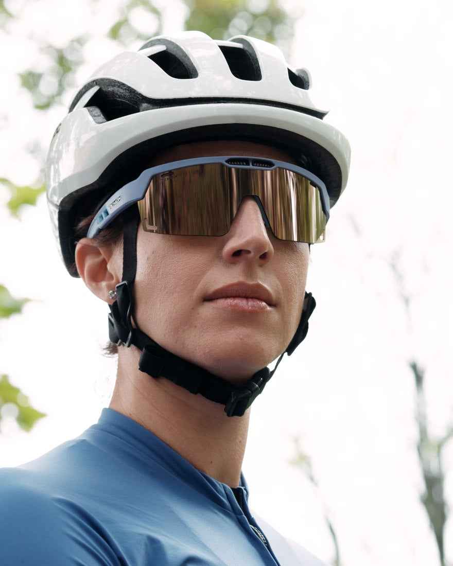 women road cycling and mtb gold mirrored glasses speedvent model matt lavanda