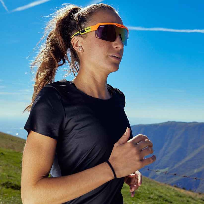womens glasses for trail running with goggles photochromic mirrored lens colored fluo orange